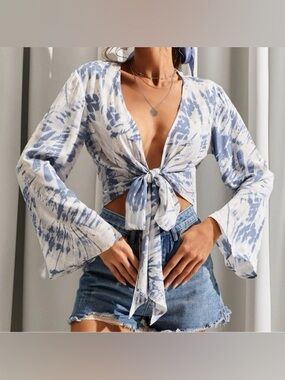 LUUKSE Tie-Dye Wrap Crop Top - Blue and White Size Small - never worn!